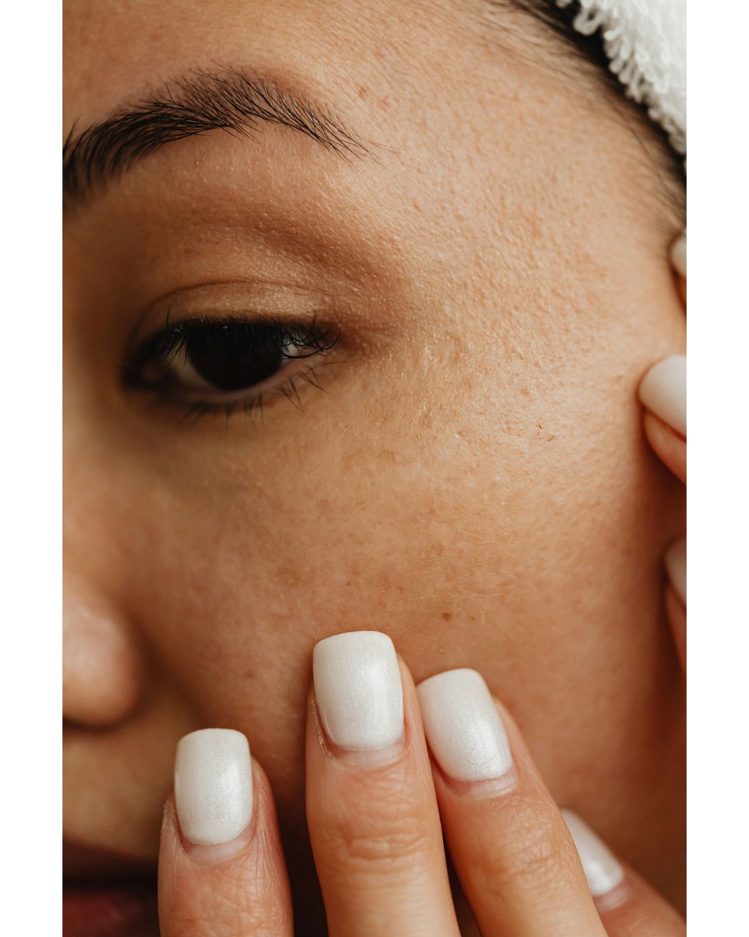 Detoxing Your Skincare Routine: Signs You’re Over-Doing It - Skynbio Skincare