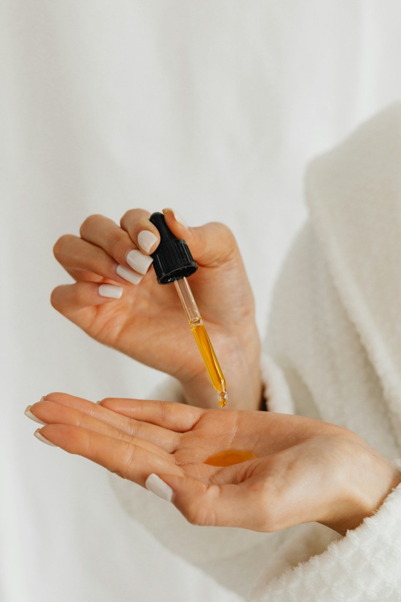 Top Ingredients to Avoid if You Suffer from Fungal Acne - Skynbio Skincare